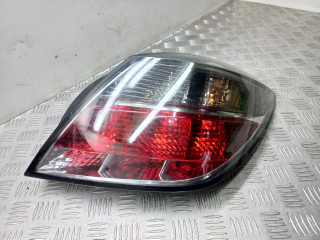 фонарь задний правый Opel Astra H 2006, 1.6 л., i, Z 16 XE, бензин, 13252444