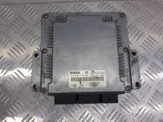 блок управления двигателем Renault Laguna 2 поколение 2001, 2.2 л., DCi, 281011325