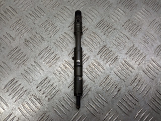 форсунка Volkswagen Passat B5 2000, 2.5 л., дизель, 059130201G