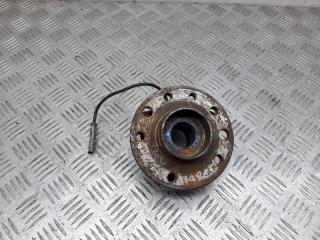 ступица передняя левая Opel Signum C 2005