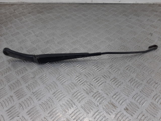 щеткодержатель (поводок стеклоочистителя, дворник) Volkswagen Transporter T5 2009, 7H1955409C