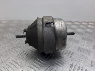 подушка крепления двигателя Volkswagen Passat B5 1999, 1.8 л., Ti, 8D0199379J