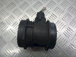 расходомер воздуха Saab 9-3 2 поколение 2003, 2.2 л., 281002443