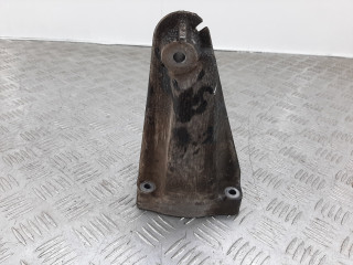 кронштейн двигателя Mercedes-Benz C-Класс W204/S204 2009, 2.2 л., CDi, дизель, A6462230704