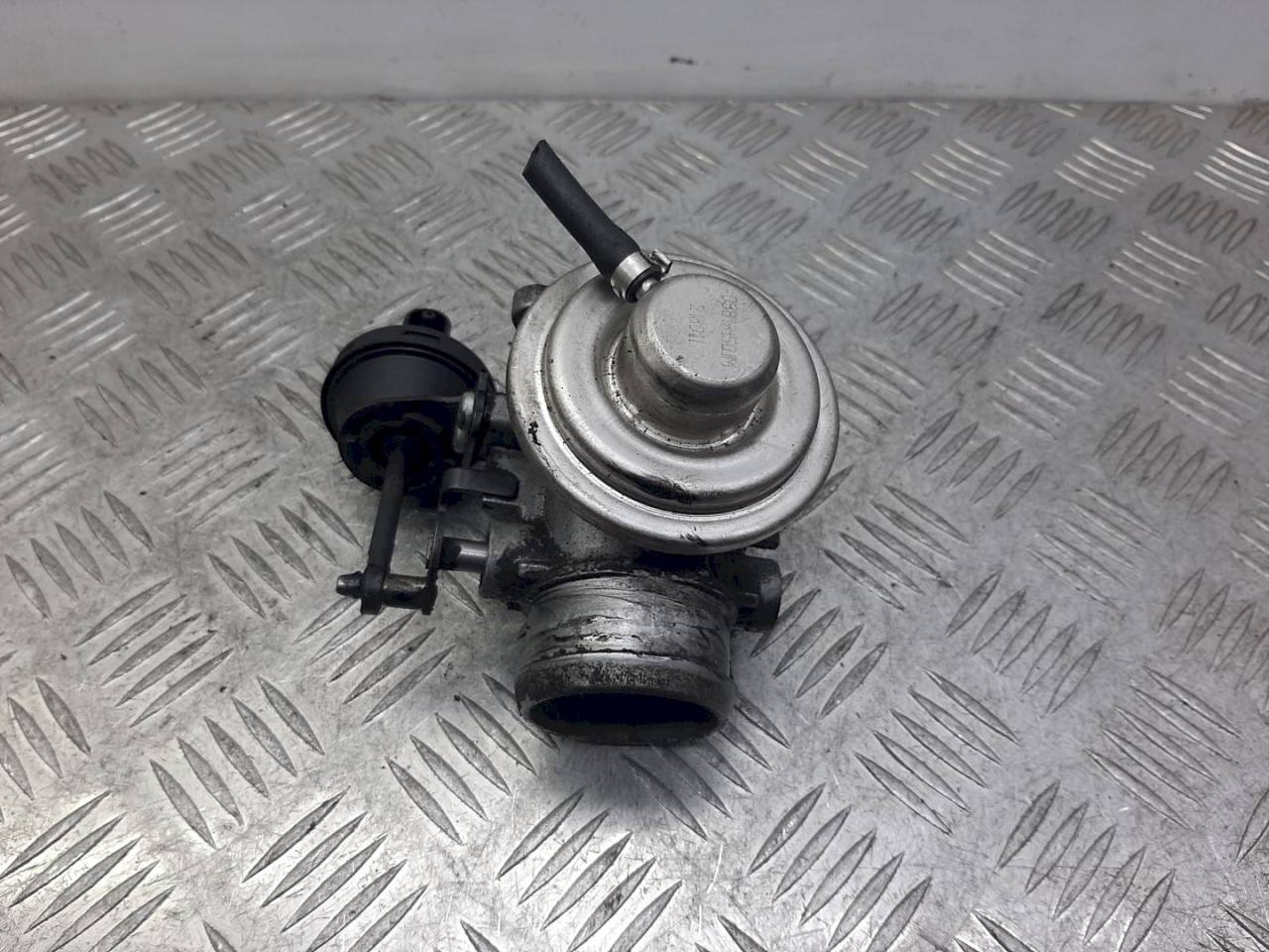 клапан EGR Volkswagen Golf 4 поколение 2005, 1.9 л., TDi, 38129637 - фото №1