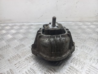 подушка крепления двигателя BMW 1 серия E81/E82/E87/E88 2005, 1.6 л., i, N45 B16 A, бензин, 13981112
