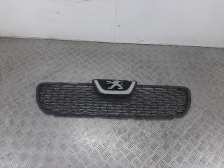 решетка радиатора Peugeot Boxer 2 поколение 2008, 2.2 л., дизель, МКПП