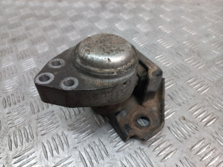 подушка крепления двигателя Ford Fusion 1 поколение 2003, 1.4 л., TDCi, дизель, 5S61-6F012-BA
