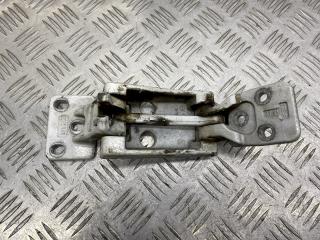 петля двери Mercedes-Benz Sprinter 2 поколение (W906) 2013, 2.2 л., CDi, A9067400337