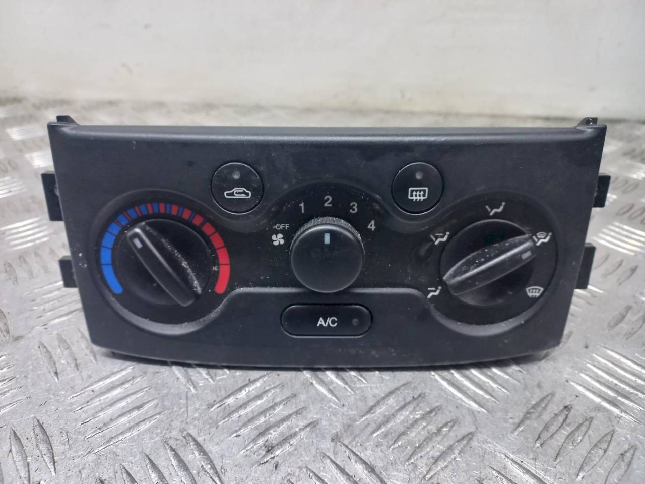 блок управления печки / климат-контроля Chevrolet Kalos 1 поколение 2008 - фото №1