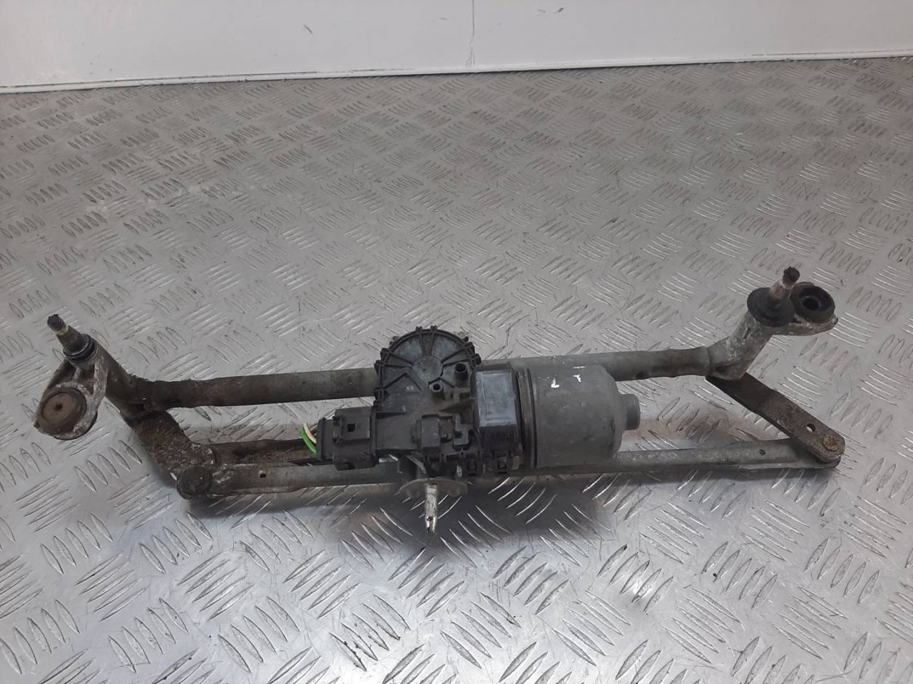 механизм стеклоочистителя (трапеция дворников) SEAT Ibiza 4 поколение 2008, 3397021194 - фото №1