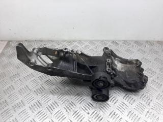 кронштейн генератора Renault Megane 1 поколение 1999, 1.6 л., i, 7700274249