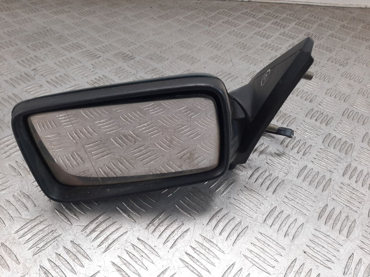 зеркало наружное левое Volkswagen Golf 3 поколение 1995 - фото №1