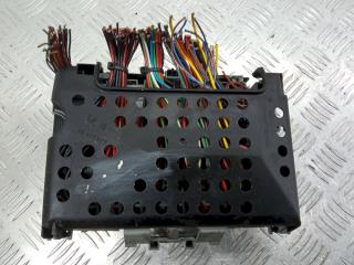 блок предохранителей Opel Zafira 1 поколение (A) 2002, 24431677