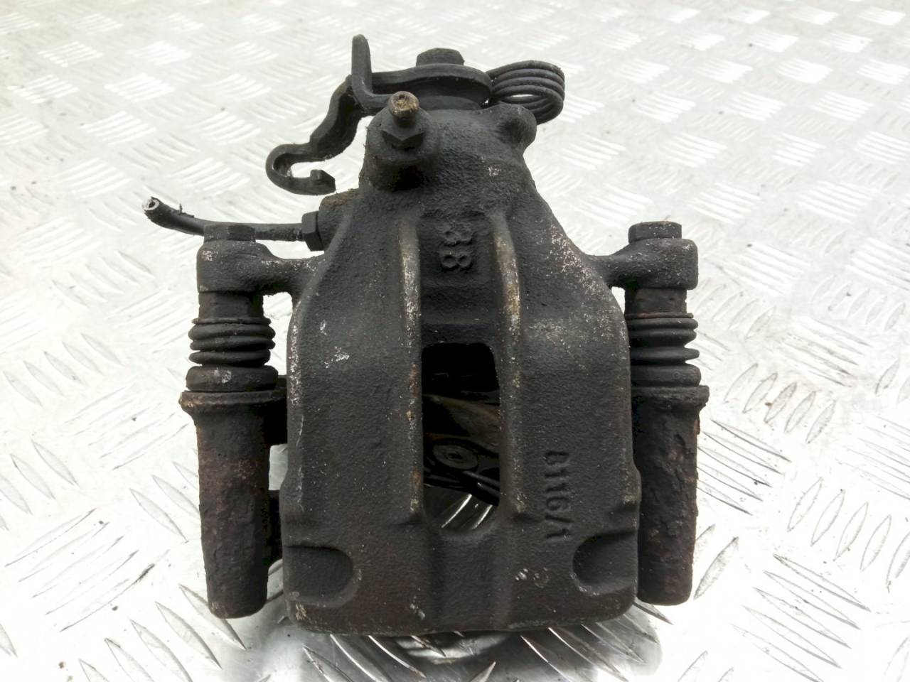 суппорт задний правый Citroen C8 1 поколение 2004 - фото №1