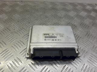 блок управления двигателем Audi A4 B5 1999, 1.8 л., i, 8D0907557S