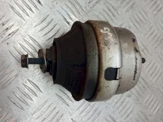 подушка крепления двигателя Volkswagen Passat B5 2000, 2.8 л., i, 8D0199382L