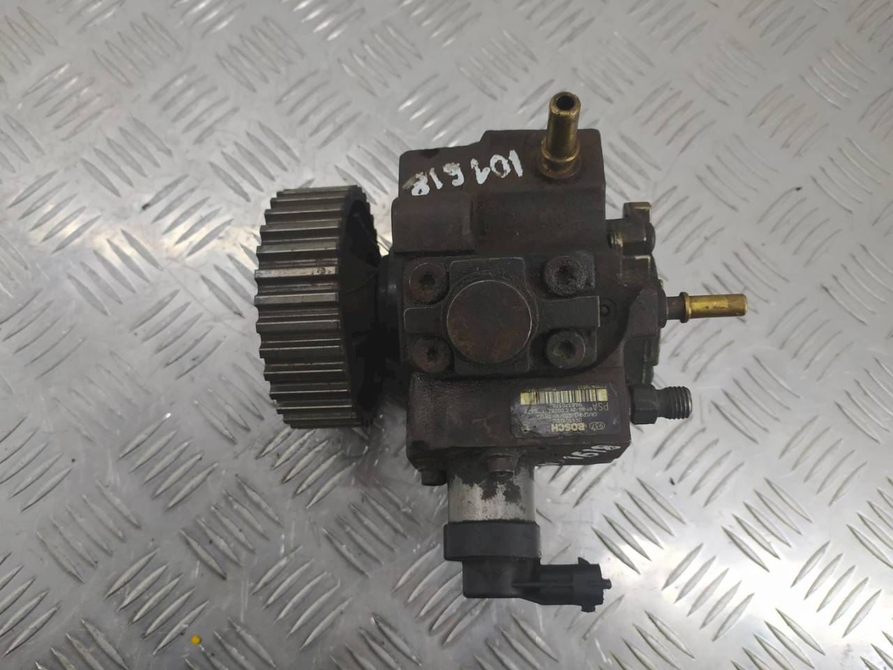 ТНВД Citroen C4 1 поколение 2007, 1.6 л., HDi, хетчбэк 5 дв., 445010102 - фото №1