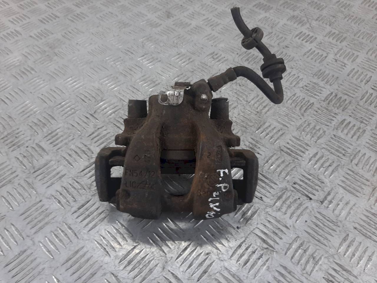 суппорт передний левый Fiat Punto 2 поколение 2003 - фото №1