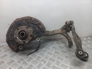 кулак поворотный левый Audi A4 B6 2004, 1.6 л., ALZ, бензин