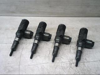 форсунка Volkswagen Passat B6 2006, 2.0 л., TDi, 03G130073G