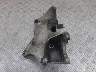 кронштейн генератора Nissan Primera P12 2003, 1.9 л., F9Q, дизель, -, 8200183234
