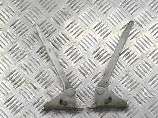 петля капота Mitsubishi Space Star 1 поколение 1999