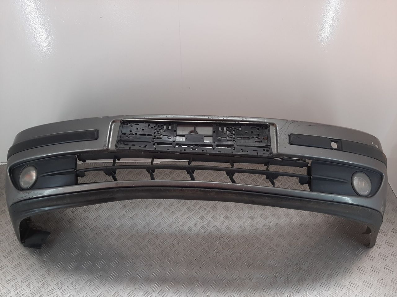 бампер передний Renault Laguna 2 поколение 2005, 2.2 л., DCi, G9T 707, дизель - фото №1