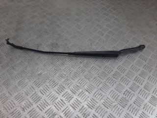 щеткодержатель (поводок стеклоочистителя, дворник) Renault Espace 4 поколение 2006, 8200014895E