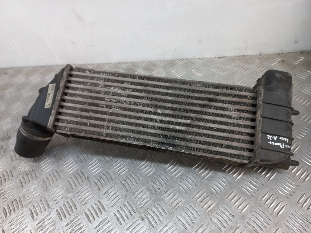 интеркулер Lancia Phedra 1 поколение 2006, 2.2 л., 4HW (DW12ATED4), дизель, МКПП, 1489396080 - фото №1