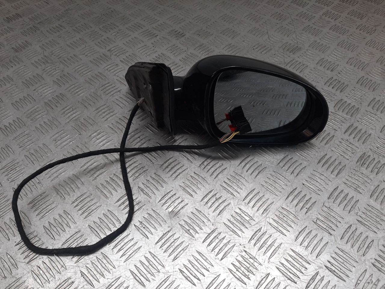 зеркало наружное правое Volkswagen Golf 5 поколение 2007 - фото №1