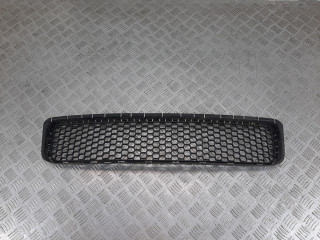 заглушка (решетка) в бампер Volkswagen Touareg 1 поколение [рестайлинг] 2008, 3.0 л., CASA, дизель, АКПП