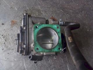 заслонка дроссельная Volkswagen Golf 4 поколение 2003, 2.0 л., i, 06A133064H