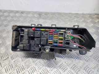 блок предохранителей Volvo V70 2 поколение 2004, 2.4 л., D 5244 T, дизель, МКПП, универсал, 9494210