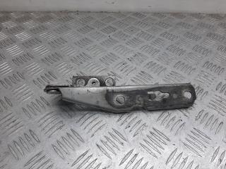 петля капота Audi A4 B6 2003, 8E0823301E