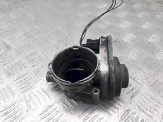 заслонка дроссельная Volkswagen Golf 4 поколение 2002, 1.9 л., TDi, 038128063G