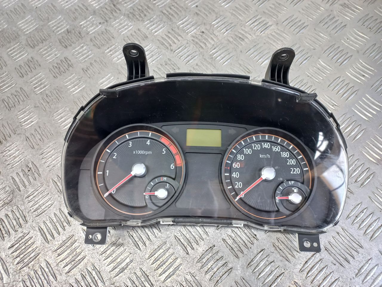 щиток приборов (приборная панель) Kia Rio 2 поколение 2009, 1.5 л., дизель, 94003-1G591 - фото №1