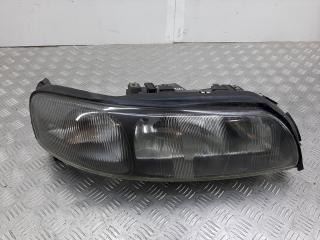 фара правая Volvo V70 2 поколение 2004