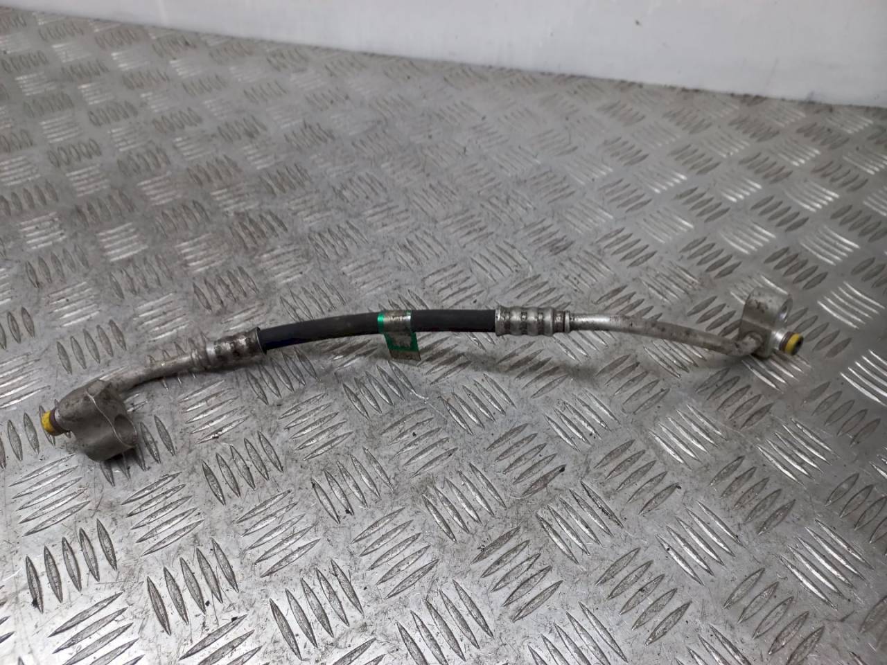 трубка кондиционера BMW X3 E83 2006, 3.0 л., D, 64533400403 - фото №1