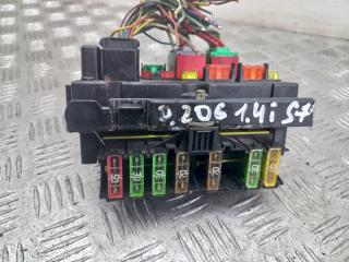 Блок управления BCM (Body Control Module) Peugeot 206 1 поколение 2003, 1.4 л., i, 9650663980