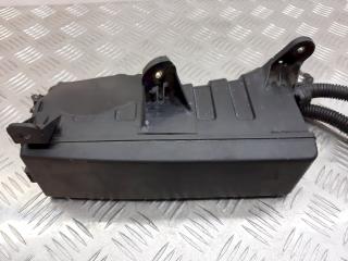 блок предохранителей Lexus IS 2 поколение (XE20) 2005, 2.2 л., D, 8266253091