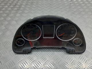 щиток приборов (приборная панель) Audi A4 B7 2007, 1036901830