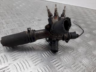 корпус термостата Volkswagen Caddy 3 поколение 2006, 1.9 л., TDi, 038121133A