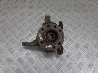 ступица передняя правая Opel Astra H 2005