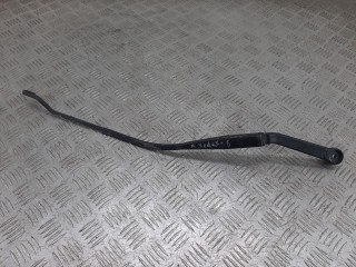 щеткодержатель (поводок стеклоочистителя, дворник) Mazda Xedos 6 1 поколение 1999, J85JLP971