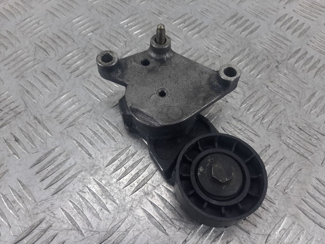 натяжитель Peugeot 307 1 поколение 2005, 1.6 л., дизель - фото №1