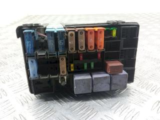 блок предохранителей Renault Espace 4 поколение 2003, 2.2 л., 8200563454