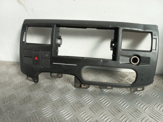 пластик Ford Transit 7 поколение 2009, 2.2 л., P8FA, дизель, 5МКПП, микроавтобус, 6C11V047A04A