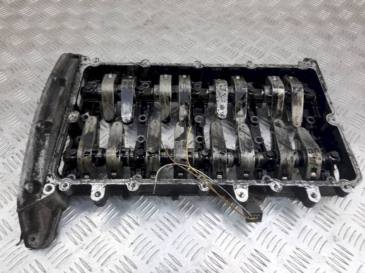 постель распредвала (бугель) Ford Transit 6 поколение 2003, 2.0 л., TDCi, дизель, -, 2S7Q-6K537-AB - фото №1
