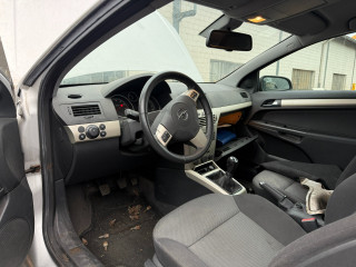 Opel Astra H